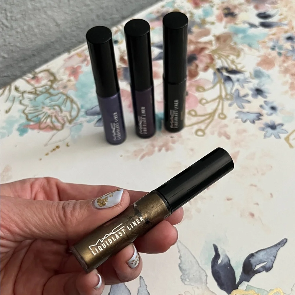MAC Cosmetics Liquidlast Liner Bundle